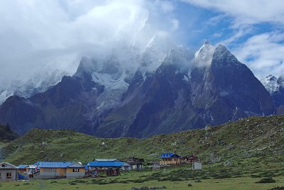 Day 15: the lodges of Bhimtang against a magnificent mountainous background.