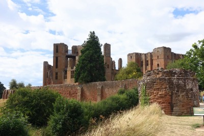 View of the castle ruins. The building on the left half hidden by a tree is all that remains from the Elizabethan Palace Robert Dudley built for his Queen.