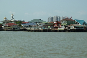 A typical Chao Phraya vista