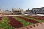 Anguri Bagh (Vine Garden) with the Khas Mahal framed by golden pavilions in the centre.