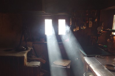 The kitchen of the Sherpa Guide Lodge in Sete - late afternoon ambience.
