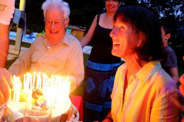 Véro et son parrain fêtant leur anniversaire