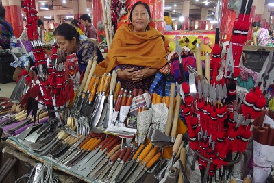 Ima Keither (Imphal): a friendly knives and tools seller.